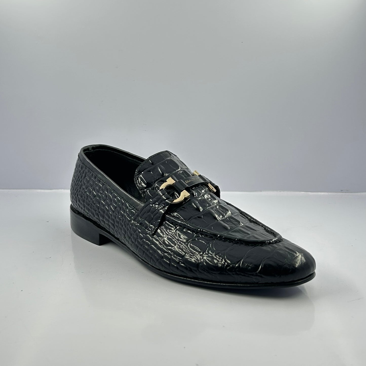Onyx Croc Bit Loafer